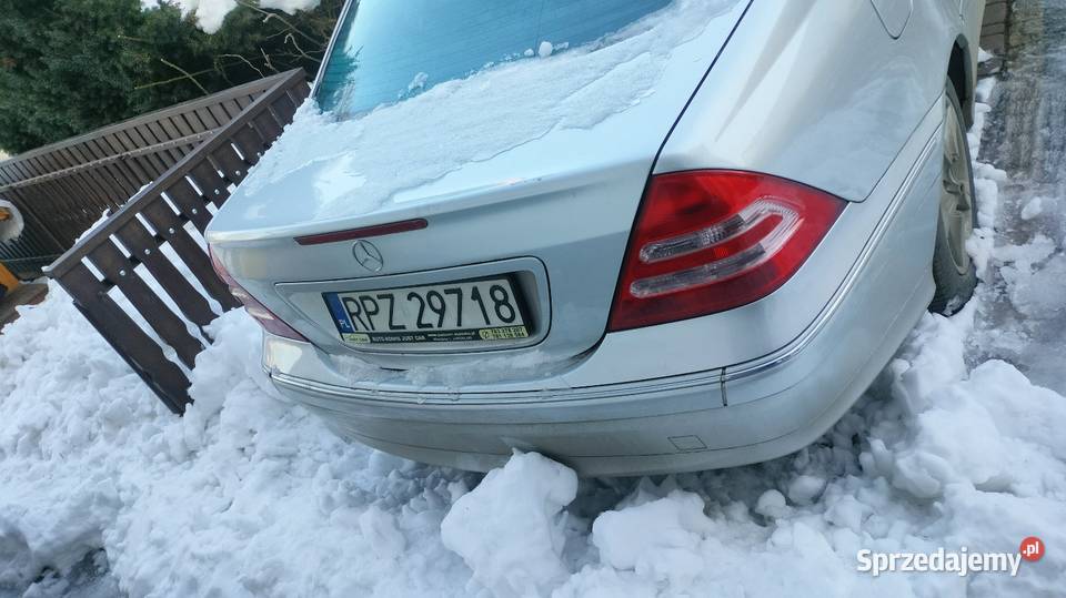 MercedesBenz C180 Avantgarde 2001 benzyna klima manualna Ujezna sprzedam