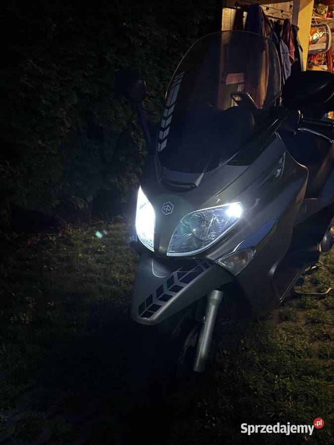 PIAGGIO XEVO 125 2013r skuter Ćmielów sprzedam