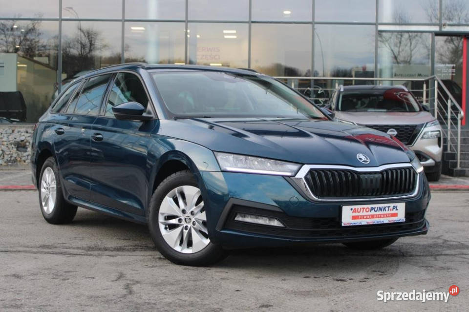 Skoda Octavia 2022r Carplay LED Navi Temp Adapt Kraków