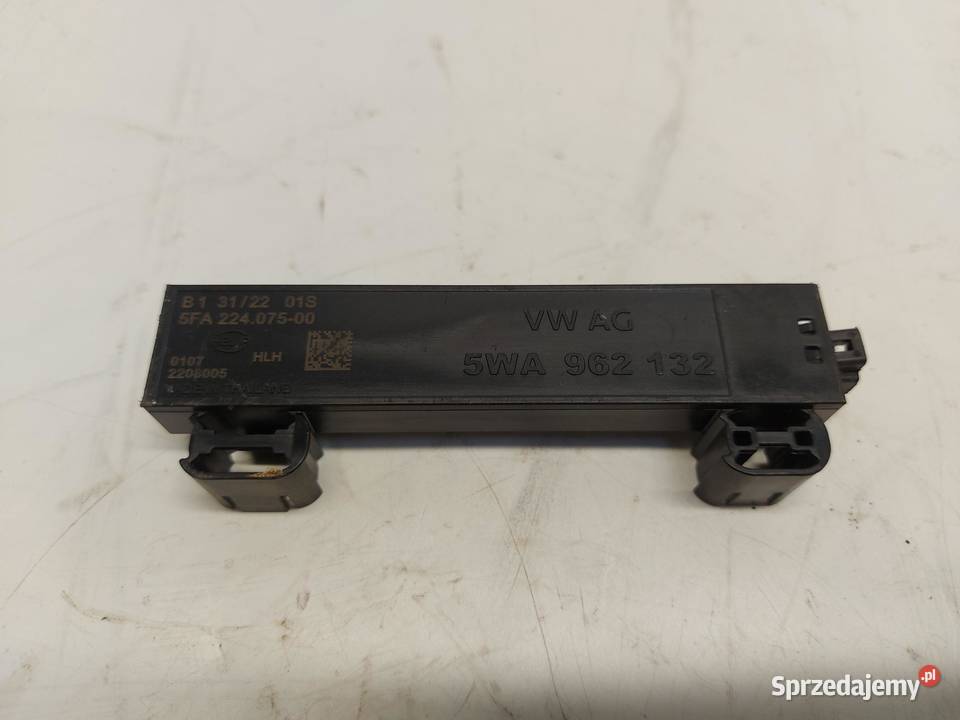 Ford Tourneo Connect III MK3 ANTENA WZMACNIACZ osobowe sprzedam