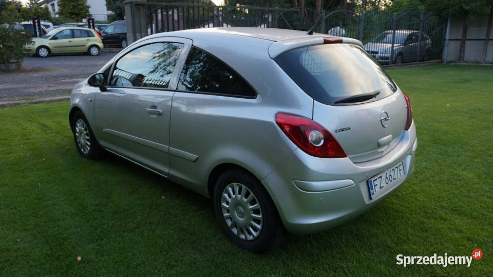 Opel Corsa zarejestrowany ubezpieczony Gwarancja Zielona Góra