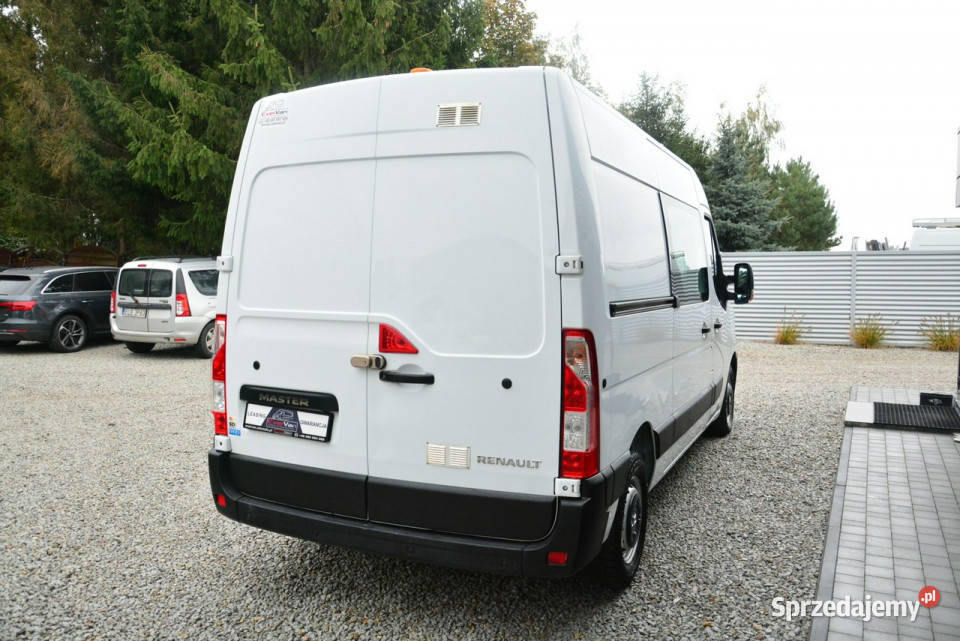 Renault Master średniak 7 osobowy brygadówka