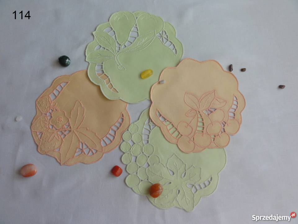 Serwetki kolorowe morelowe wyszywane haf Obrusy i serwety Lublin sprzedam