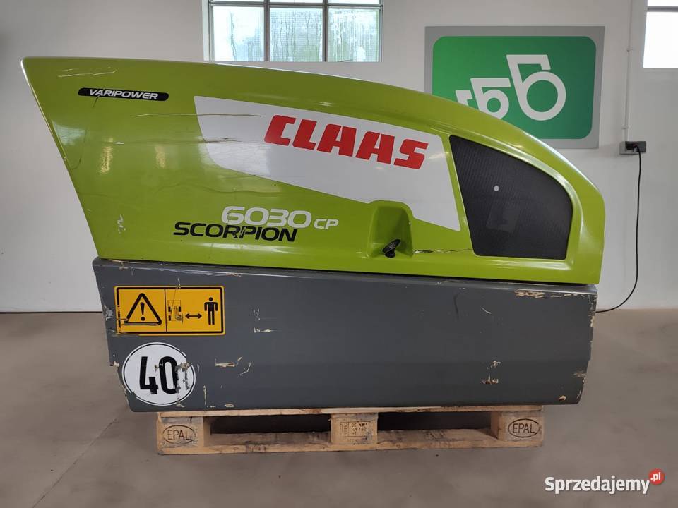 Pokrywa maska silnika CLAAS SCORPION 6030 CP