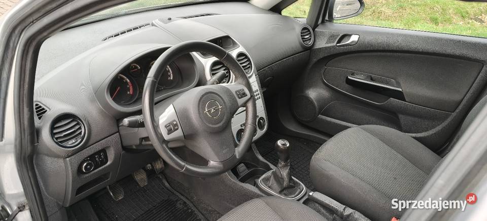 Opel corsa 12 benzyna Polift