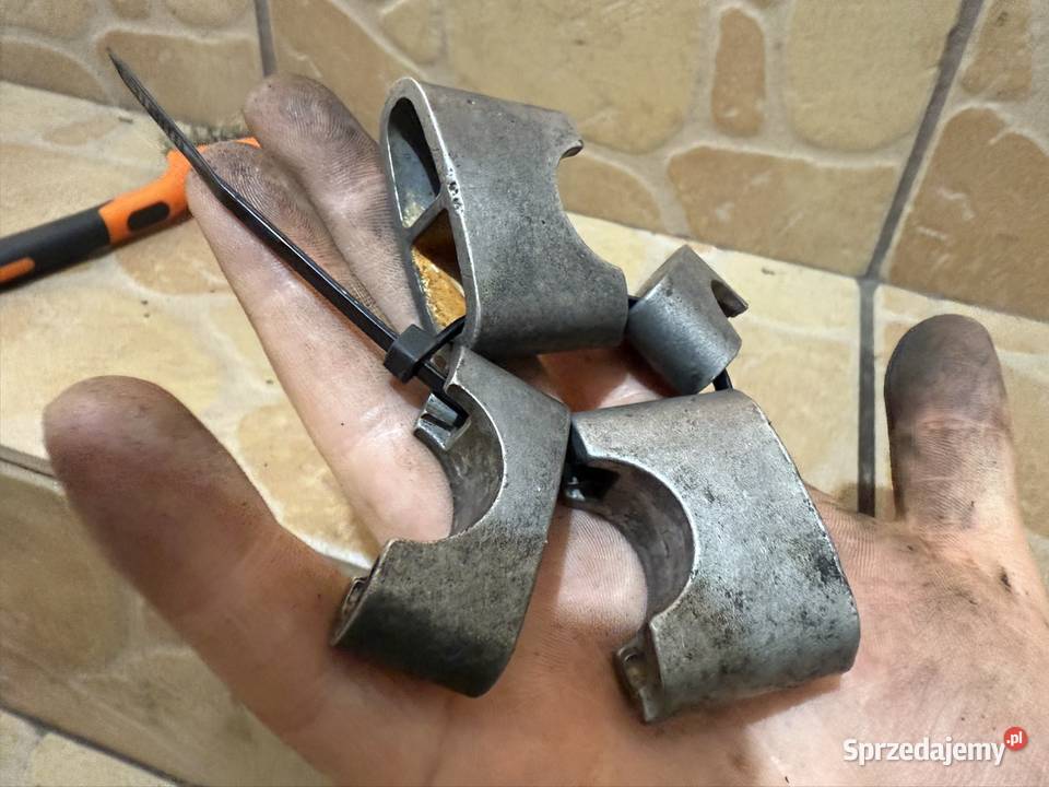 Uchwyt mocowanie kierownicy Simson S51 S50 S53 kujawsko-pomorskie Cierpice sprzedam