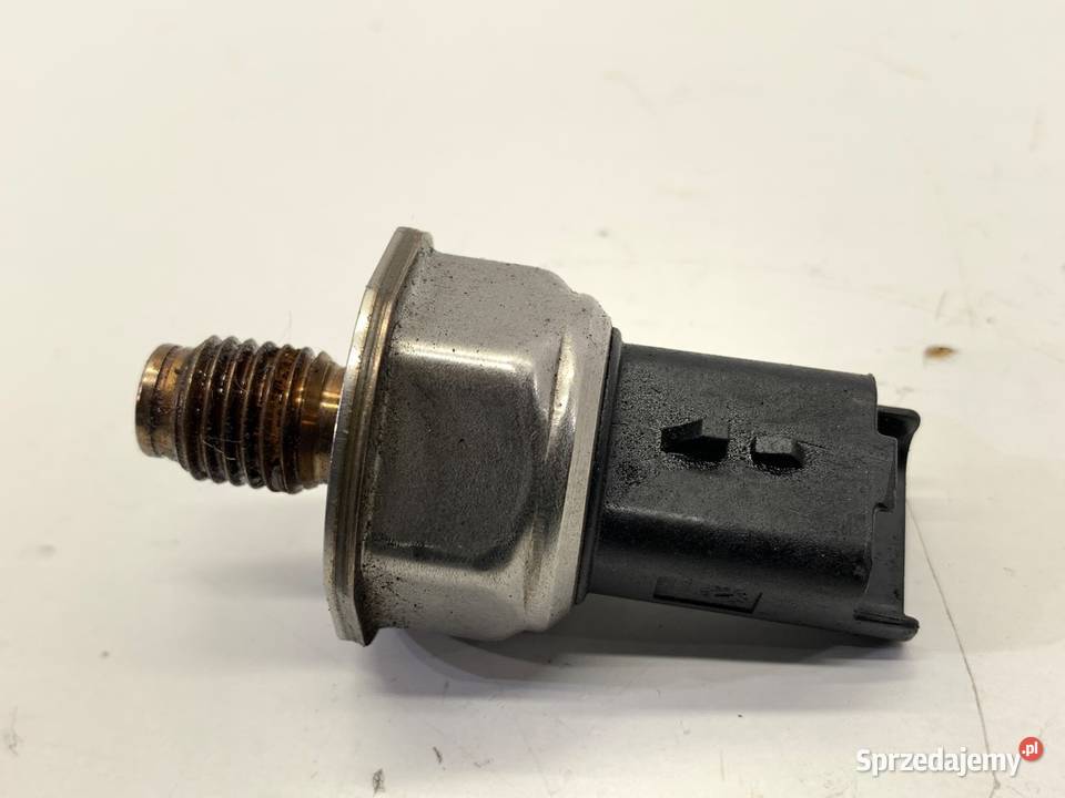 CZUJNIK CIŚNIENIA PALIWA FORD MONDEO MK5