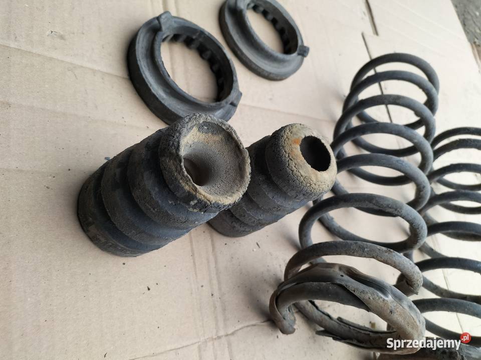 FORD MONDEO MK1 MK2 KOMBI SPRĘŻYNA SPRĘŻYNY TYŁ Kamień-Kolonia