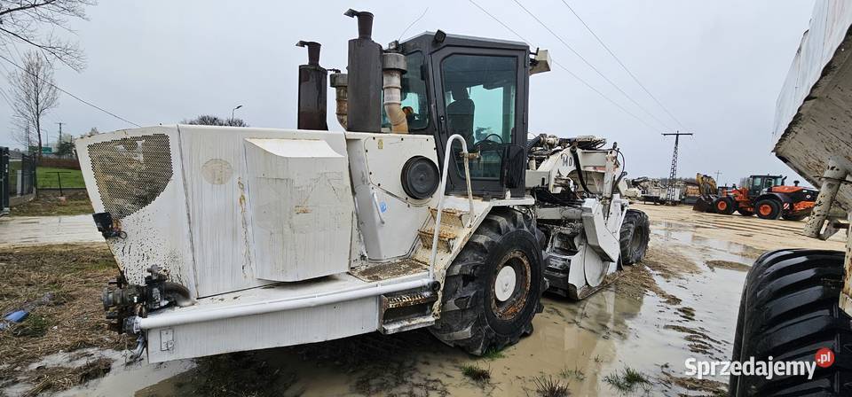 Stabilizator gruntu Wirtgen Raco 350 HAMM