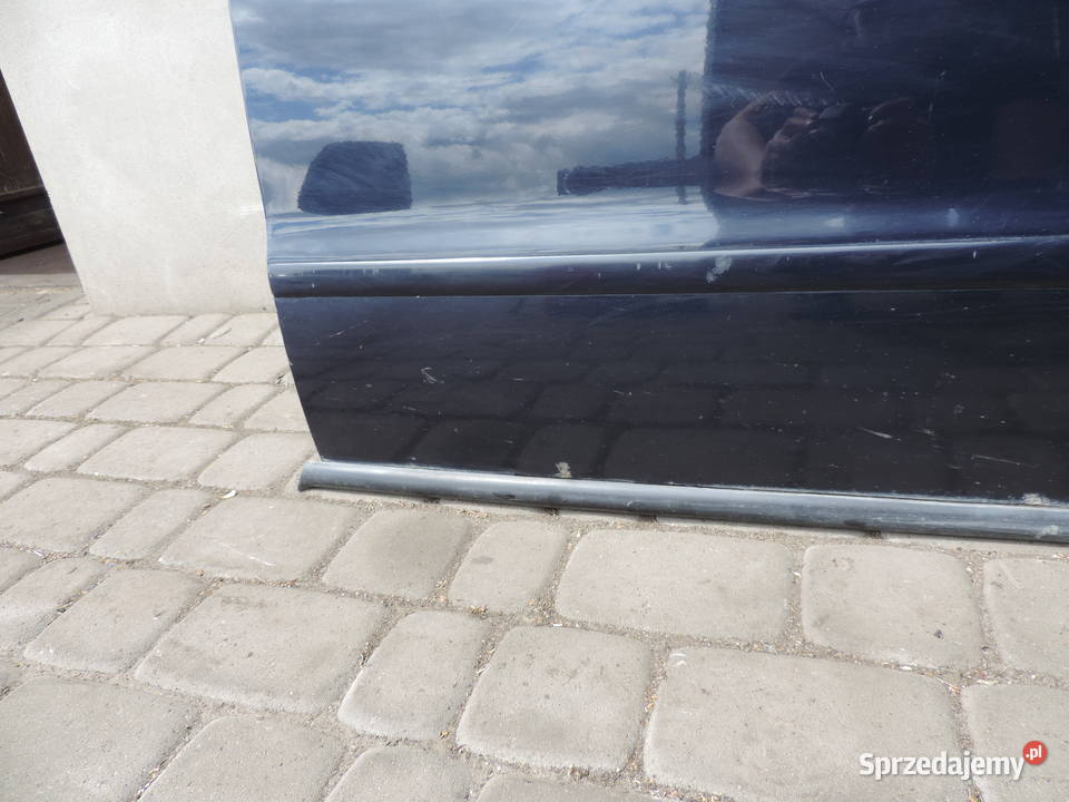 AUDI A4 B5 SEDAN DRZWI PRAWE PRZEDNIE LY5K Nowy Sącz