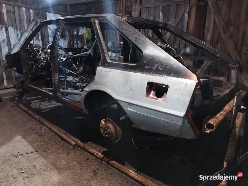 POLONEZ CARO 16 LPG 1995r do ukończenia manualna Caro Dębica sprzedam