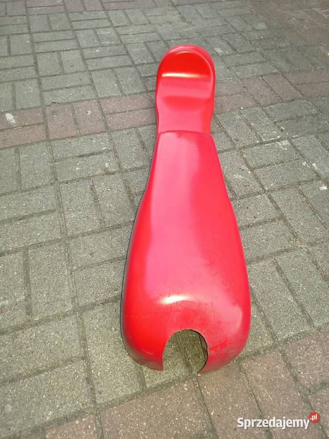 Zbiornik i zadupek do klasycznych sportowych sprzedam
