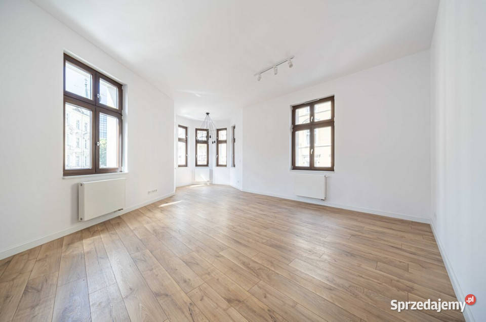 Apartament w Żelazku dwa balkony mpostojowe 3 piętra i więcej Poznań