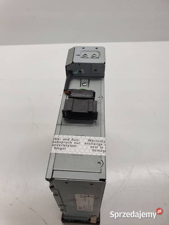 ZMIENIARKA CD AUDI A4 B6 B7 A3 8P 8E0035111D osobowe Przystajń