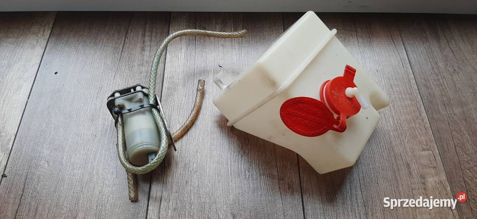 zbiornik płynu spryskiwacza szyb bmw e23 pompka