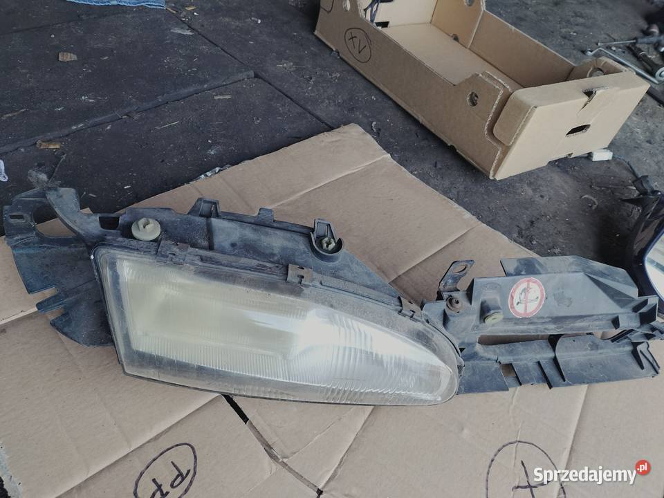 LAMPA PRZÓD PRZEDNIA PRAWA REFLEKTOR PRAWY FORD Kamień-Kolonia