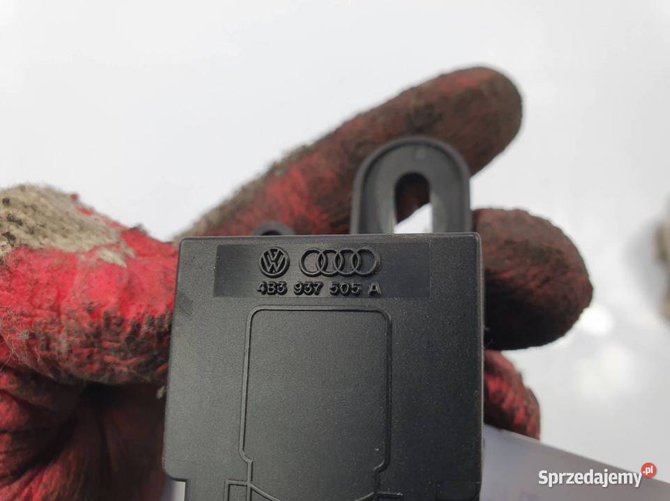 CZUJNIK AUDI S8 D2 LIFT 4B3937505A Lipno