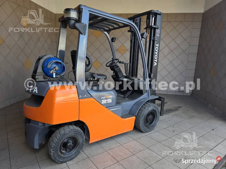 Wózek Widłowy TOYOTA 8FGF25 podnosi 3700 mm Lędziny