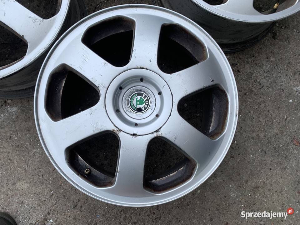 1U0601025A felgi aluminiowe 15 5x100 skoda Seat
