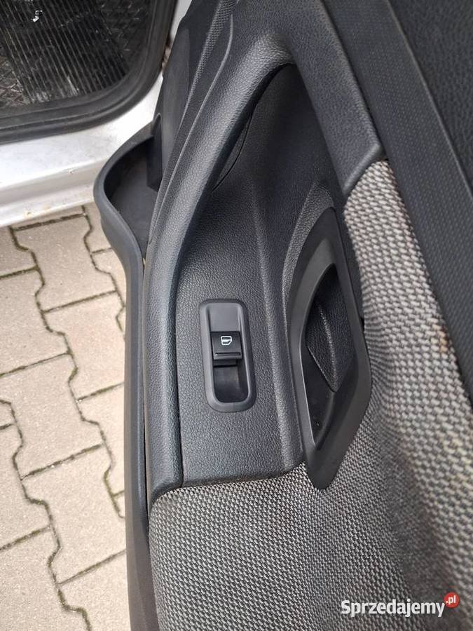 Skoda Fabia srebrna Hatchback Lublin