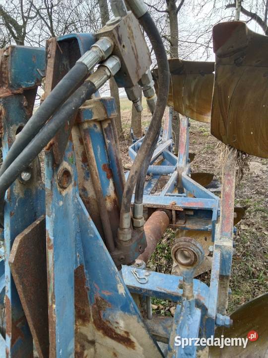 Pługi obrotowe 4 skibowe Żółkiewka-Osada sprzedam