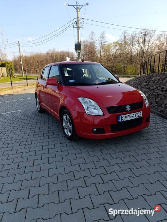 Suzuki Swift 13 benzyna 2005 192