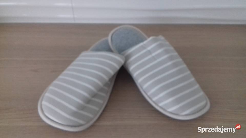 Pantofle damskie beżowe nowe do sprzedania Kraków