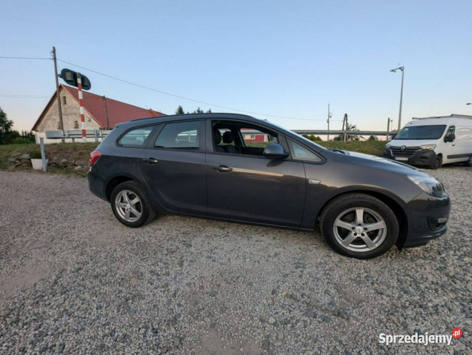 Opel Astra Sports Tourer J 20092019 Rok produkcji 2016 sprzedam