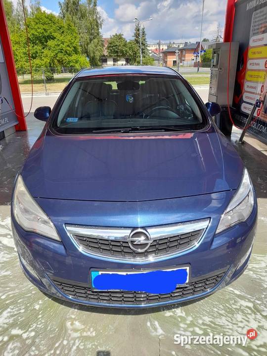 Sprzedam Opel Astra J 1.6, benzyna, rok 2010
