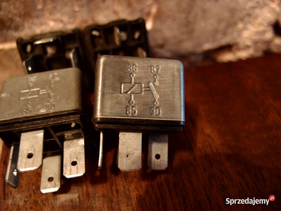 Przekaźniki Bosch 12V DC 30A 0332014406 4pin Łódź