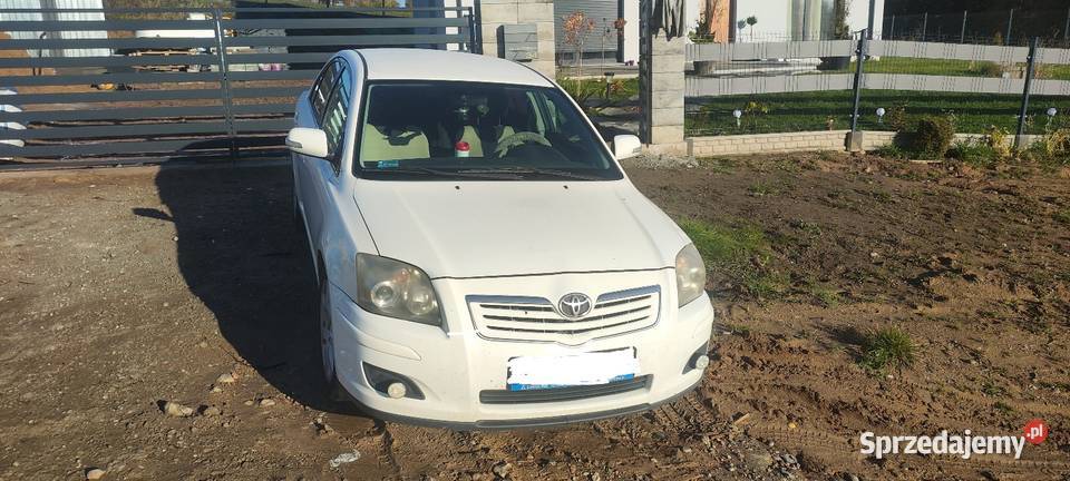 Toyota Avensis 2008r D4D 20 4/5 Avensis Iława
