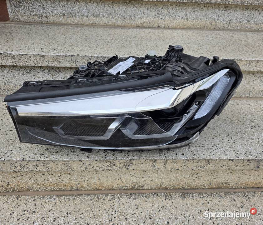 Lampa full LED BMW G31 Uszkodzona osobowe opolskie Krapkowice