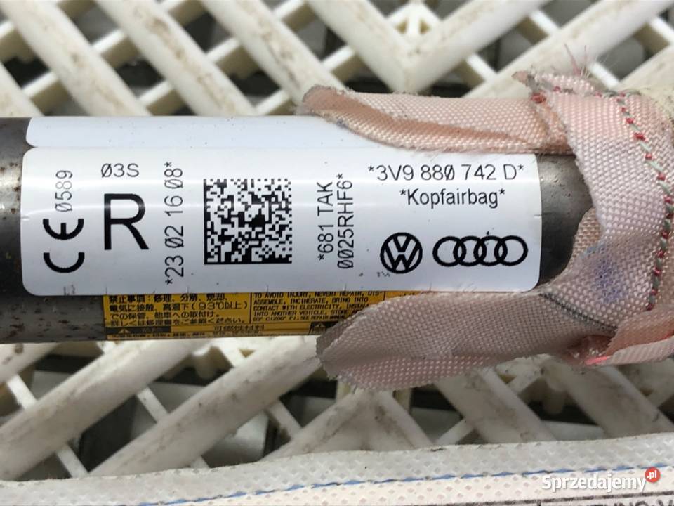 KOKPIT PODUSZKI KURTYNY PASY KOMPLET SKODA Deski rozdzielcze, konsole