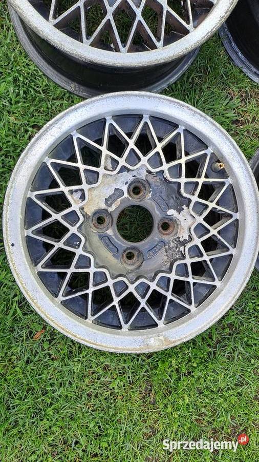 Sprzedam felgi Melber Fiat 126 golf mk1 mk2 Średnica 13" Samochodowe Konin