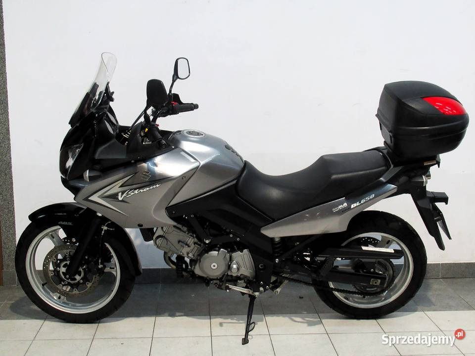 Suzuki DL 650 VStrom VStrom 2011 super stan Rok produkcji 2011 Kutno sprzedam