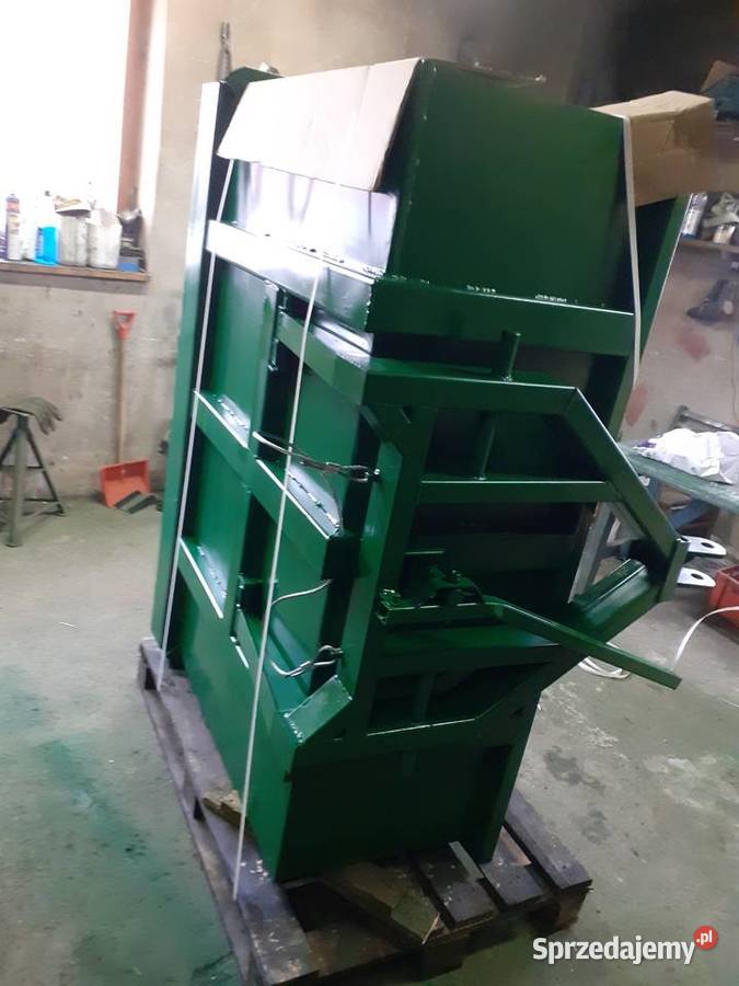 Skrzynia transportowa z wywrotem mechanicznym Czarny Dunajec