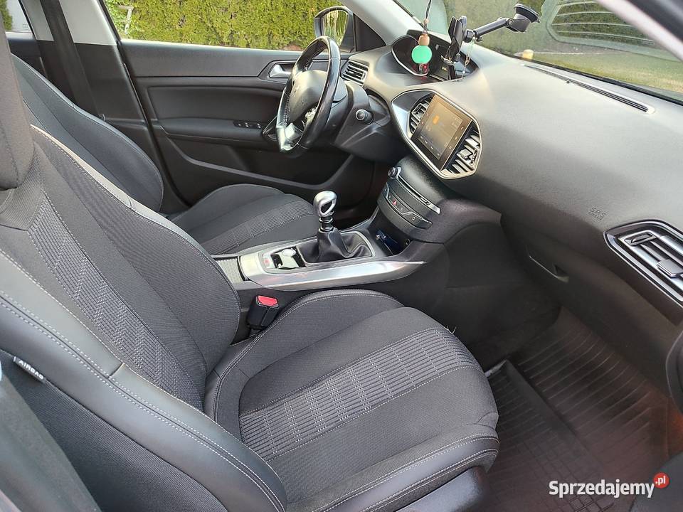 peugeot 308 15 hdi 2018 allure świętokrzyskie Morawica sprzedam