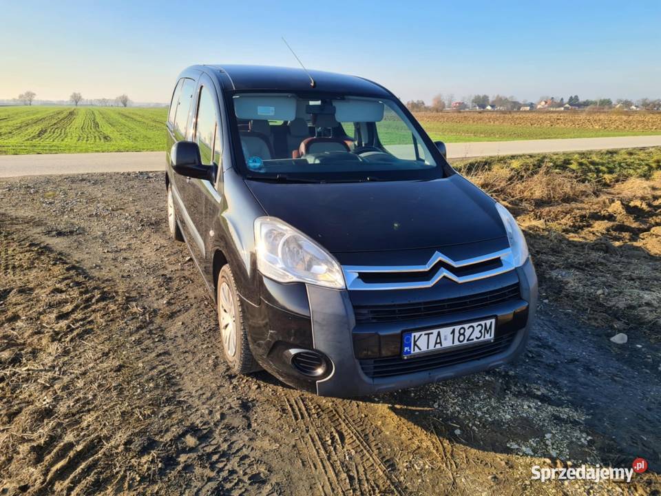 Citron Berlingo Multispace 16 Benzyna 2011 1600cm3 małopolskie Sikorzyce