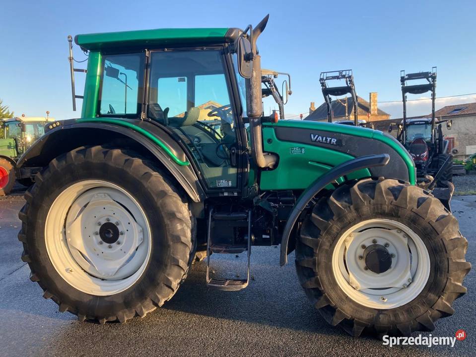 Valtra N141 z Tuzem Sprowadzony 8000 Mtg Rewers elektrohydrauliczny Czersk sprzedam