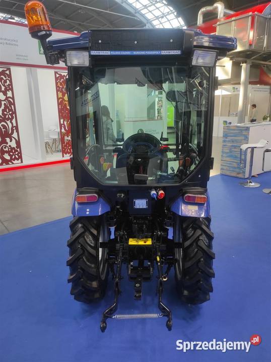 Ciągnik Kompaktowy komunalny Farmtrac 26 4WD 4x4 Wspomaganie kierownicy Piotrków Trybunalski