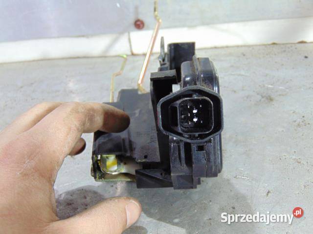 ZAMEK DRZWI PRAWY PRZÓD HYUNDAI TERRACAN 5 PIN sprzedam
