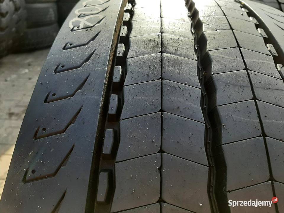 Opona używana ciężarowa 31570R225 MICHELIN Zaścianki sprzedam