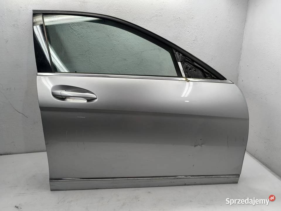 DRZWI PRAWY PRZÓD KOMPLETNE 775 MERCEDES W204