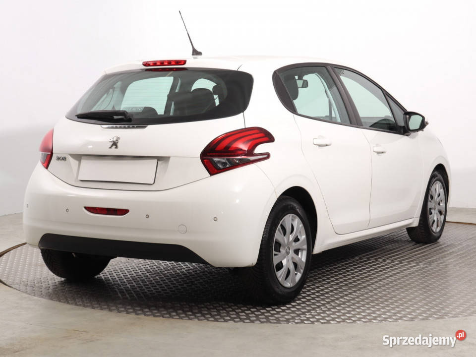 Peugeot 208 15 BlueHDI manualna