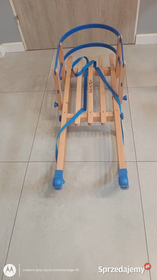 Sanki z oparciem firma Spolnota TUV Ciechanów