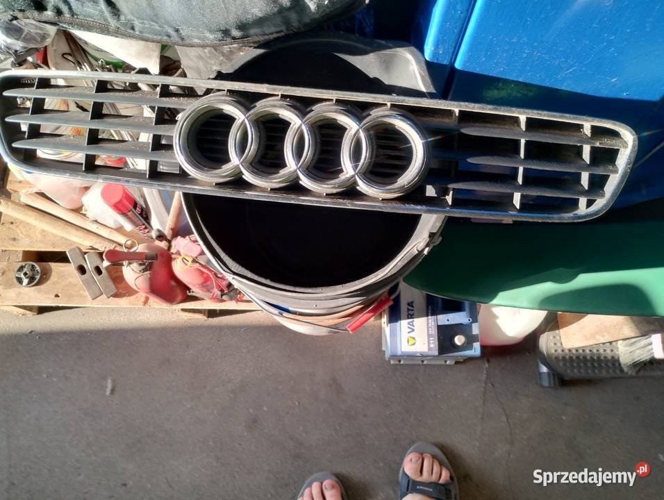 Atrapa grill Audi A3 8l0807683 Śrem
