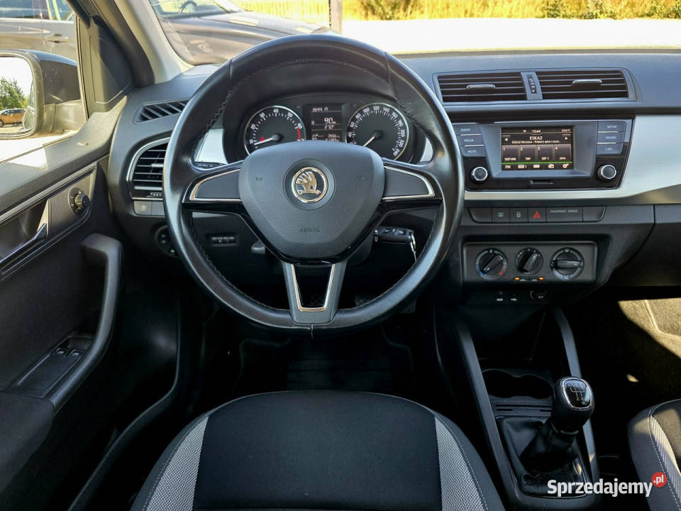 koda Fabia 12 TSi 90 2017 zadbana klimatyzacja isofix Wrocław sprzedam