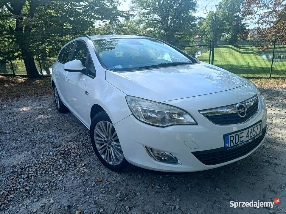Opel Astra j Sport Tourer 17 cdti HAK Zarejestrowany w Polsce Astra Dębica