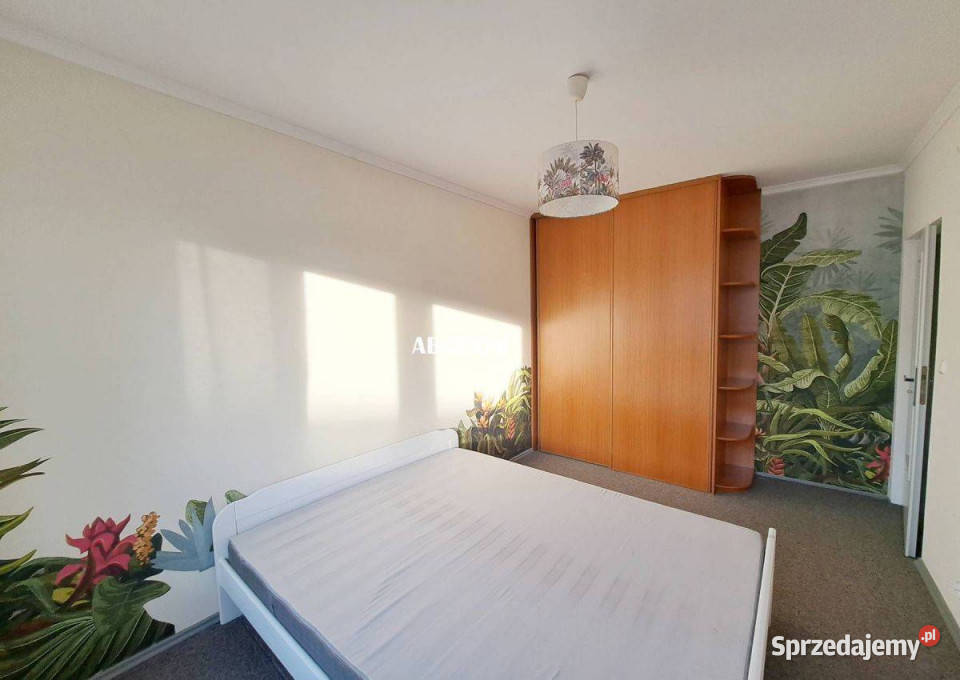 2 pokoje balkon Winda garaż 2 komórki Kraków sprzedam