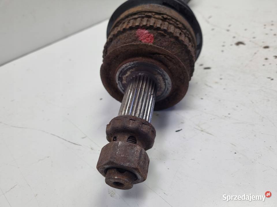 PÓŁOŚ Voyager III 33 38 V6 LEWA PRZEDNIA półośka Półosie Chełm sprzedam